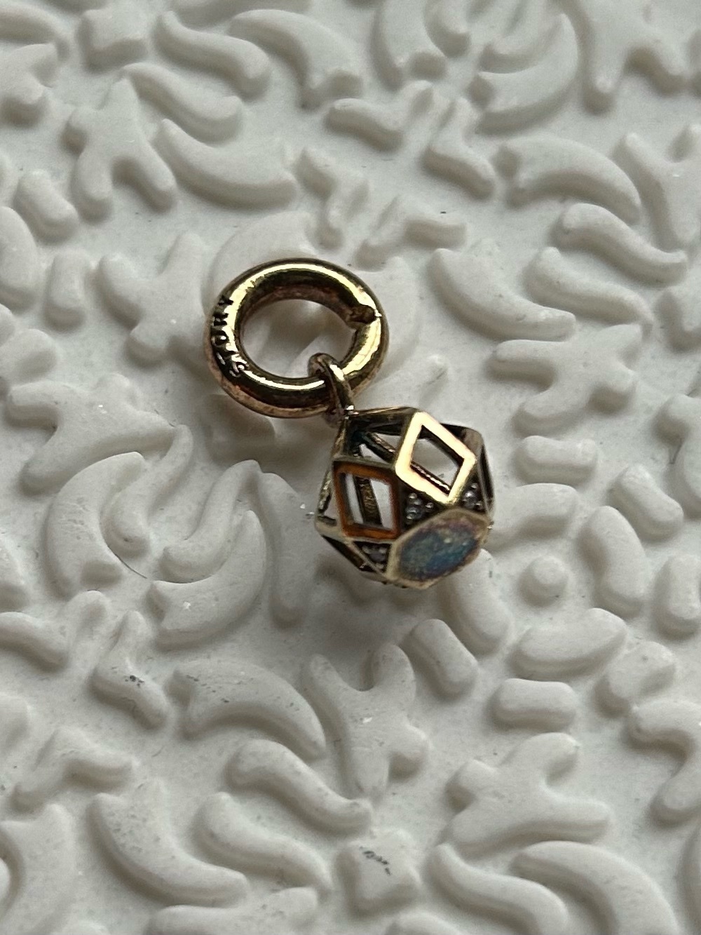 STORY Geometric Charm Pendant, Sterling Silver 925 Layered with Gold with DEFECT - Picture 5 of 5